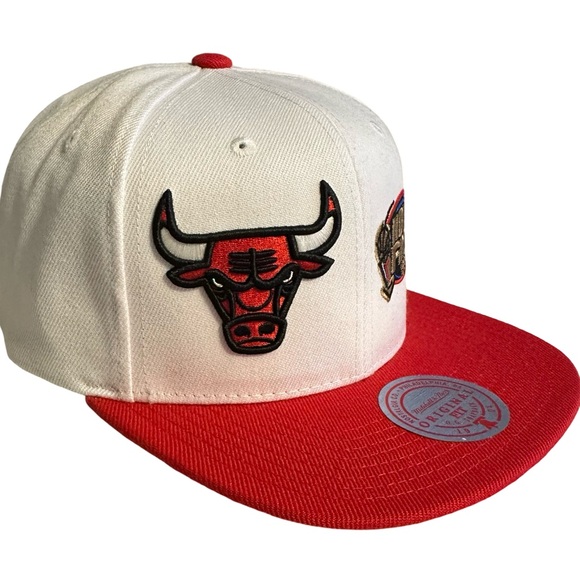 Chicago Bulls 1998 NBA FINALS Mitchell & Ness SnapBack - OSFM - Picture 2 of 7